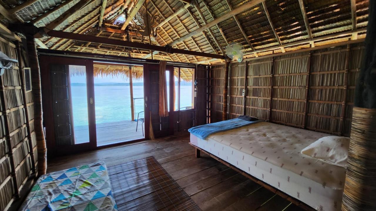 Terimakasih Homestay Pulau Mansuar Экстерьер фото