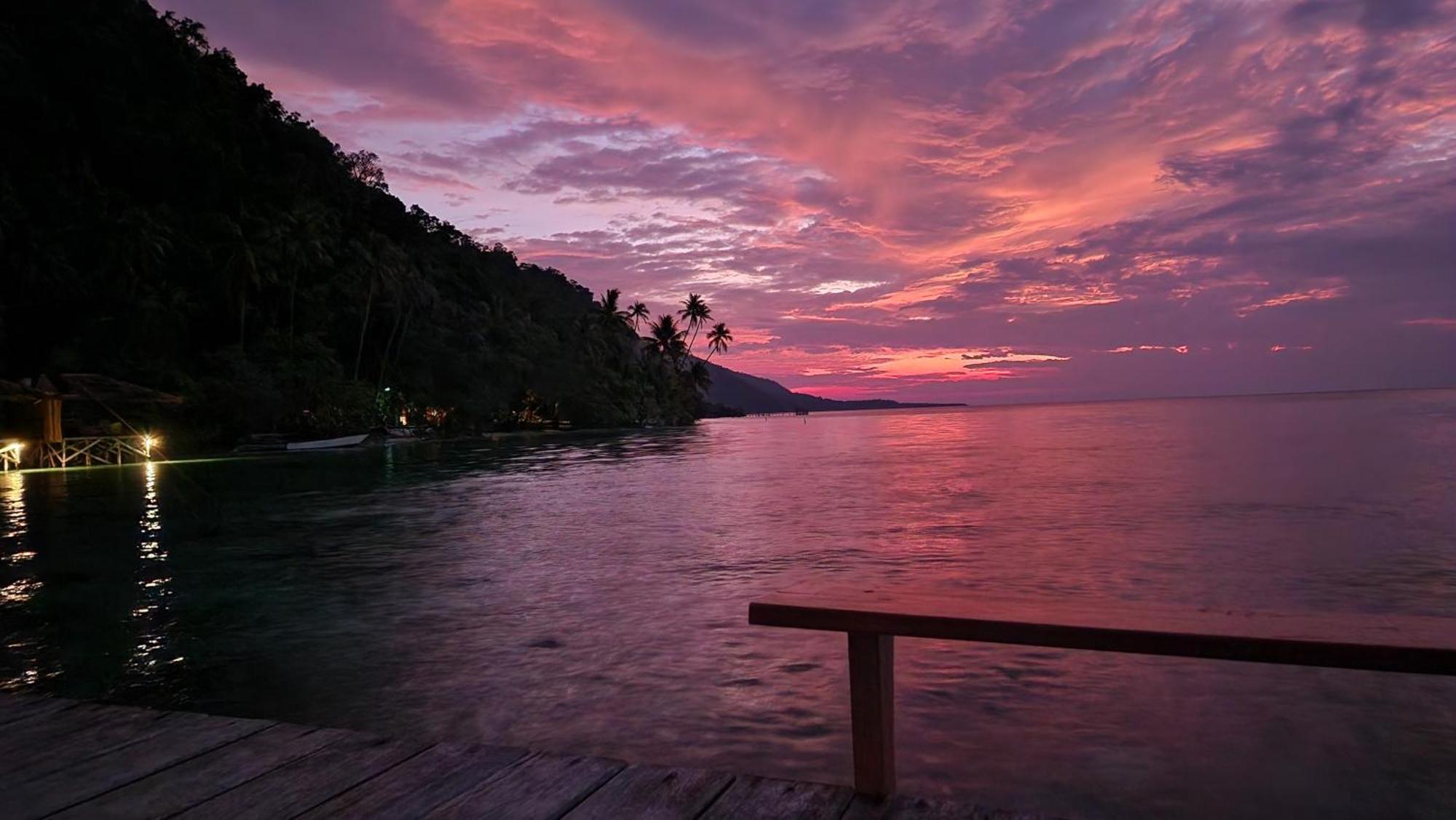 Terimakasih Homestay Pulau Mansuar Экстерьер фото